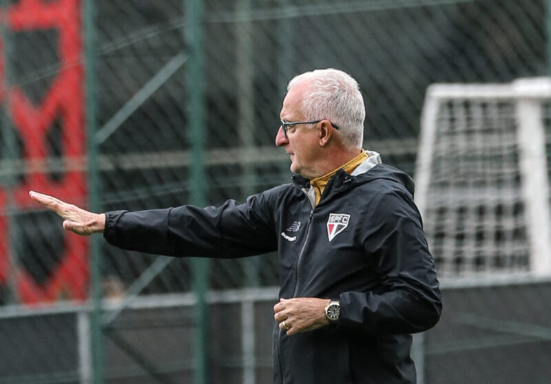 Tricolor realiza último treino antes do início da decisão com o Bolívar